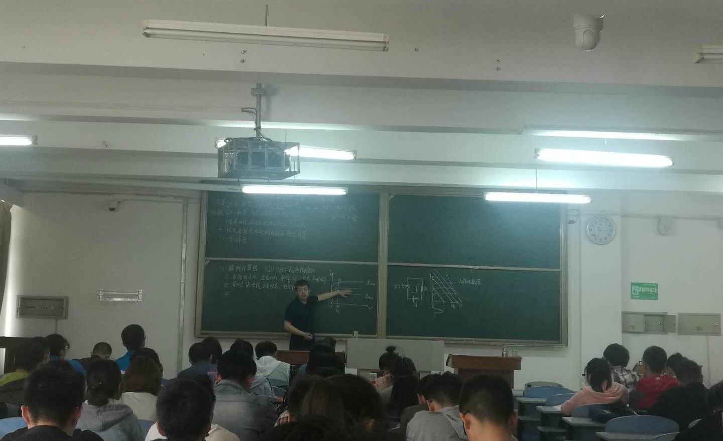 1526871535102005235.jpg 1526871535102005235.jpg