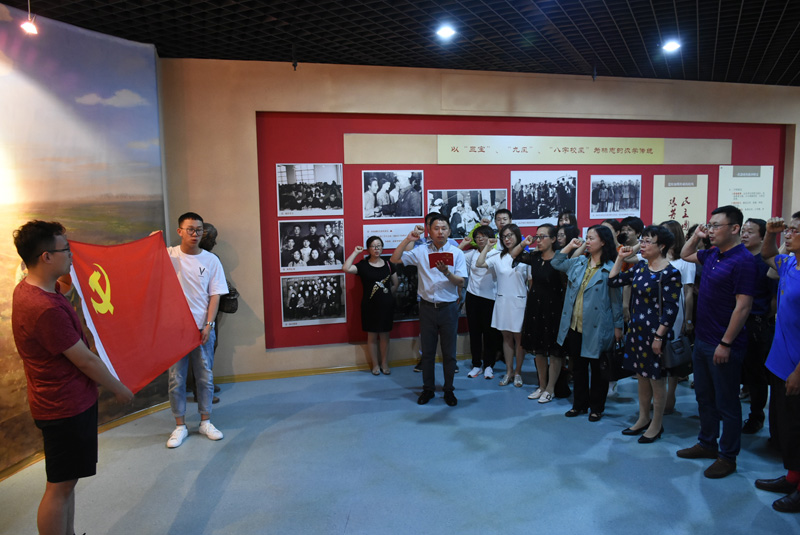 1561373529011069079.jpg AAB_4027.jpg